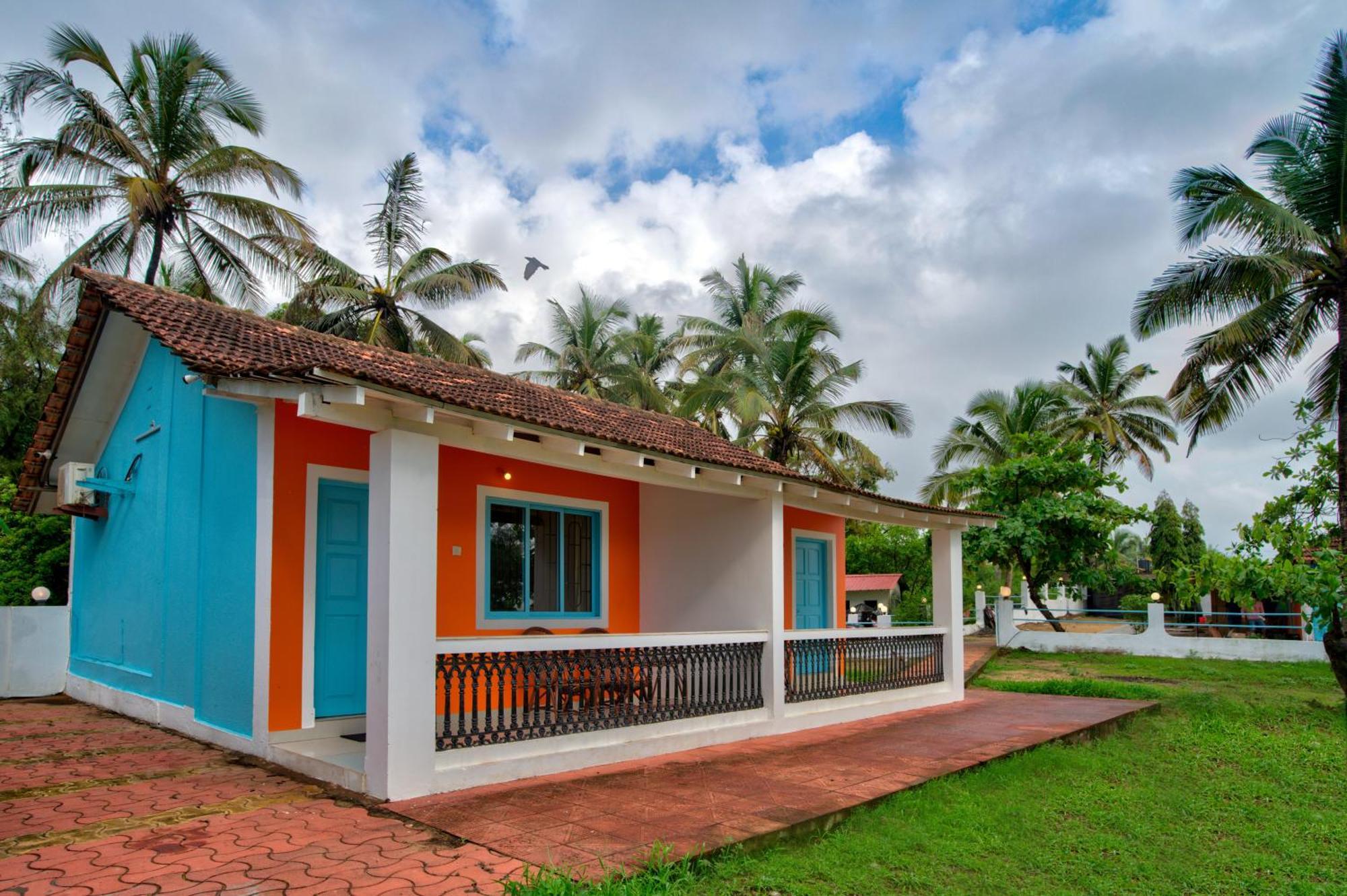 Papilio Beach Front Cottages-Tbv Baga Exterior foto